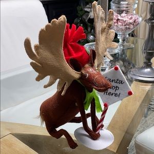 Annalee 2015 peppermint moose with Santa sign